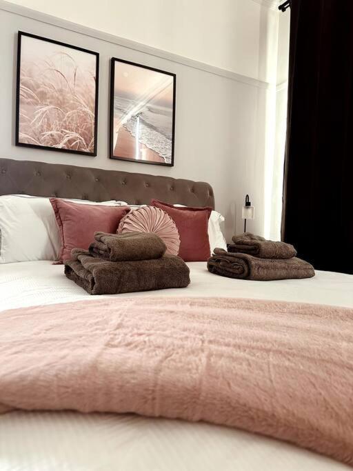 Apartamento The Retreat - Large Luxury Apartment, Two Mins From Bournemouth