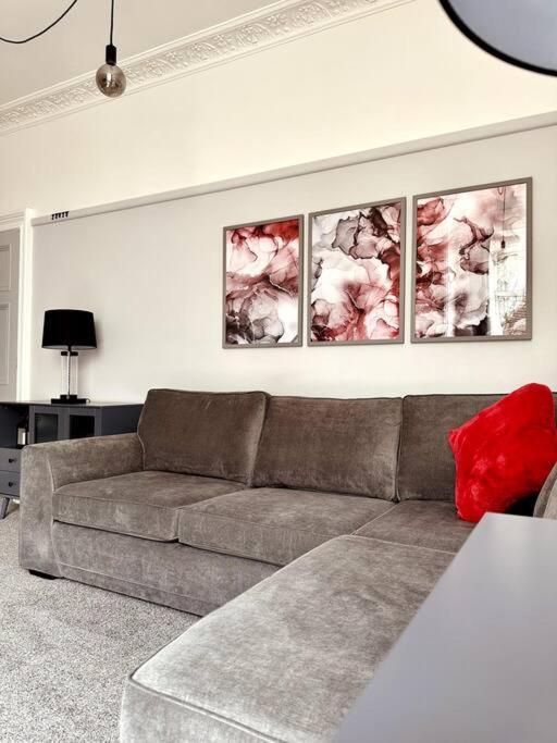 Apartamento The Retreat - Large Luxury Apartment, Two Mins From Bournemouth